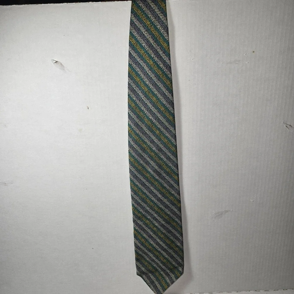 VINTAGE Sears‎ The Men's Store 60% Silk Neck Tie